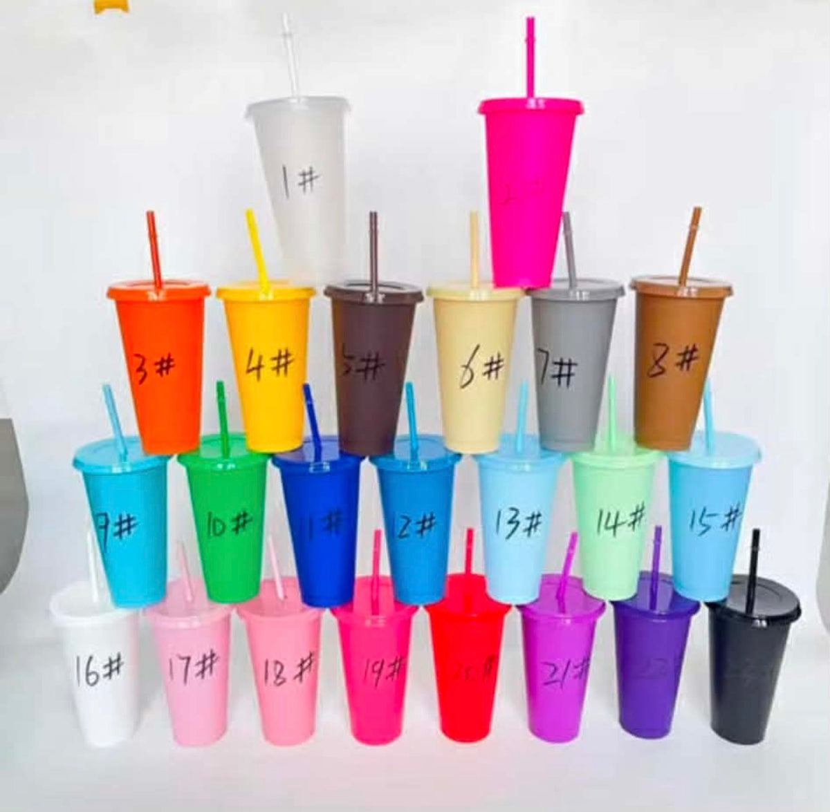 20 random coloured 24oz cold cups ( maximum 1 sets per order delivery only no collection )